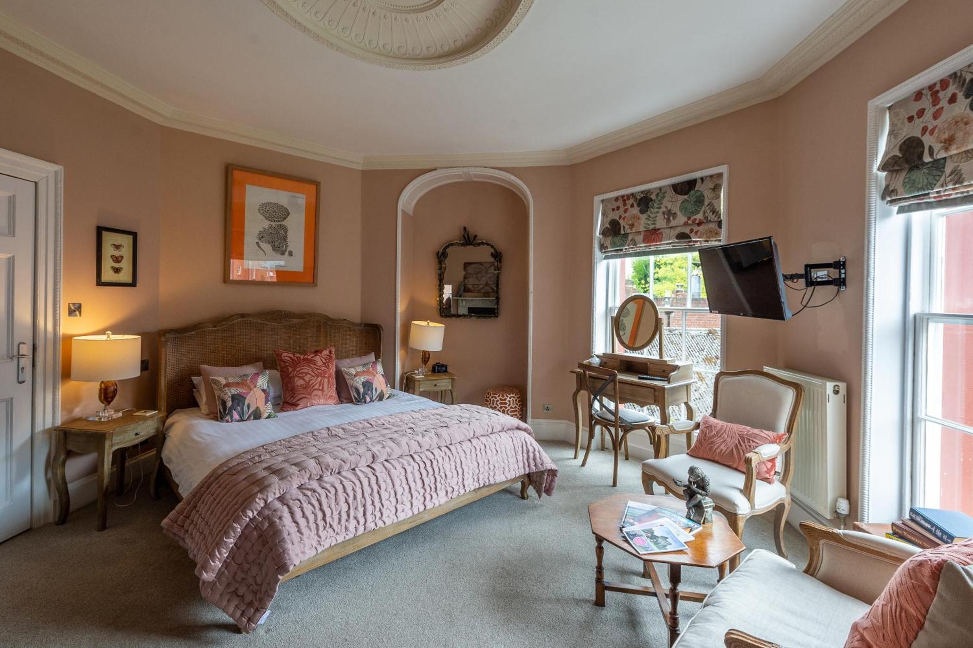 לינה וארוחת בוקר שרוסברי Darwin'S Townhouse חדר תמונה A bedroom at the hotel